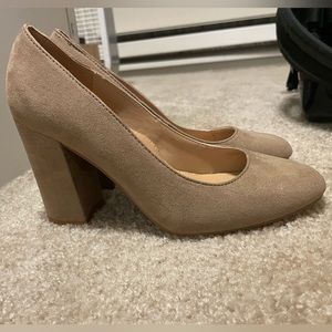 Tan JustFab heels unworn